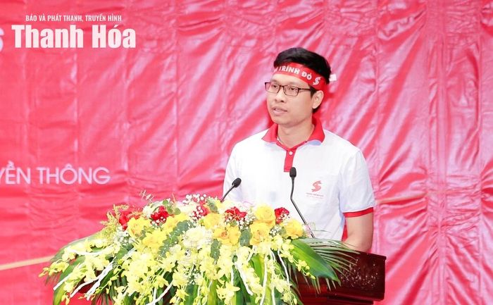 Phó Giám đốc Trung tâm Máu Quốc gia Nguyễn Bá Khanh phát biểu tại lễ khai mạc.