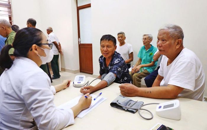 Người có công được chăm sóc sức khỏe khi tới Trung tâm. 