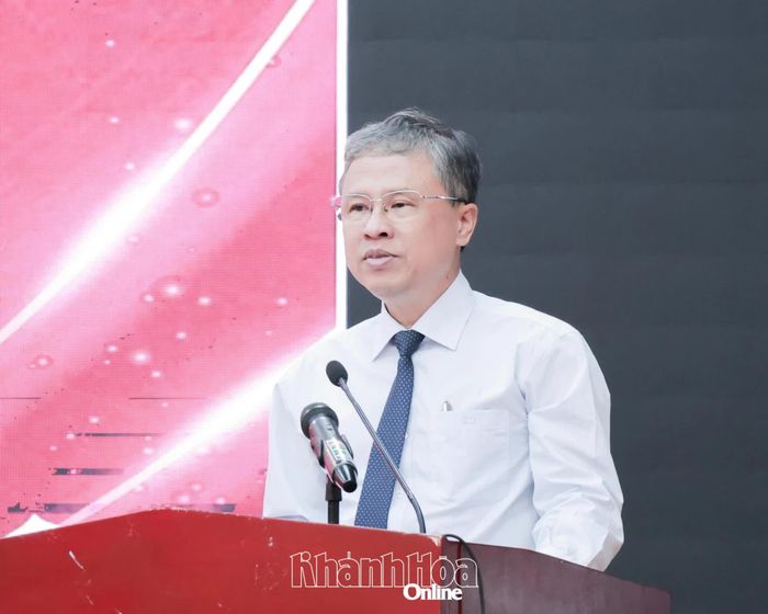 Đồng chí Trần Hòa Nam phát biểu tại buổi lễ.