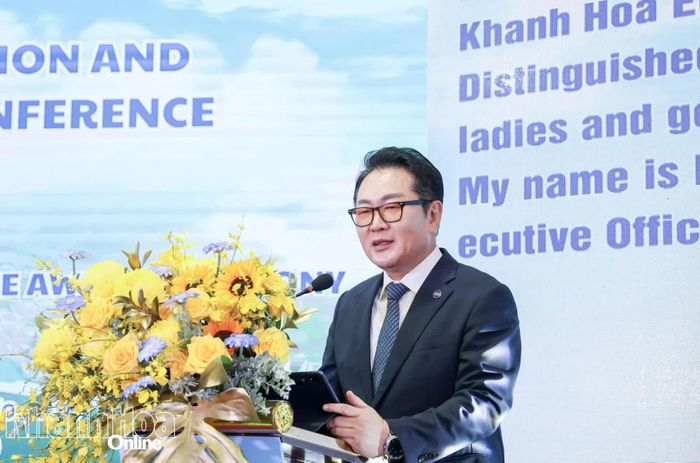 Ông Kim Nyoun Ho - Chủ tịch Hiệp hội Thương mại Hàn Quốc tại Việt Nam (KOCHAM) phát biểu tại hội nghị.