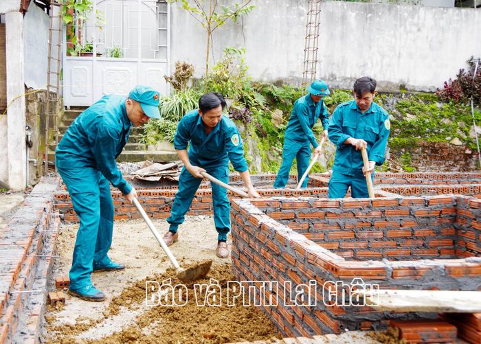 Kịp thời xây dựng khu mô tập thể cho các liệt sĩ.