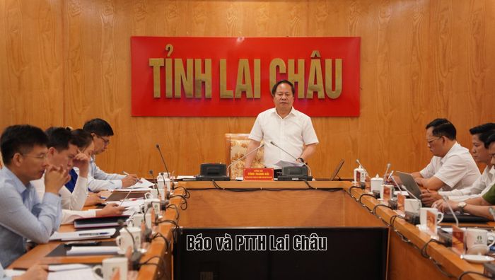 Đồng chí Tống Thanh Hải – Phó Chủ tịch Thường trực UBND tỉnh, Trưởng Ban Chỉ đạo tỉnh phát biểu kết luận hội nghị.