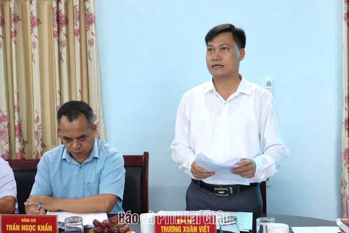 Đồng chí Trương Xuân Việt – Phó Bí thư Thường trực Đảng ủy xã Dào San báo cáo kết quả thực hiện công tác nội chính 6 tháng đầu năm 2026.