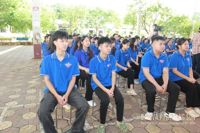 Đoàn viên, thanh niên tham gia chương trình