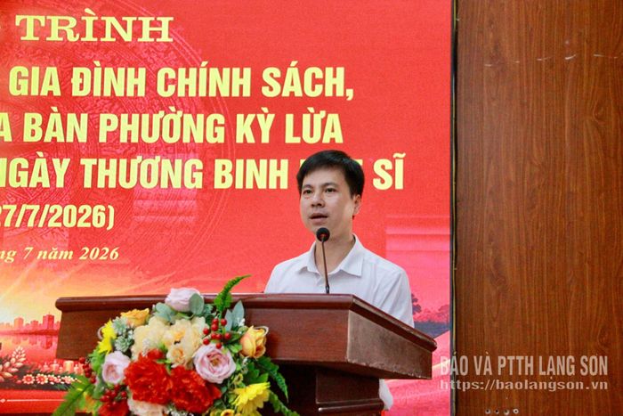 Bí thư Đảng ủy, Chủ tịch HĐND phường Kỳ Lừa phát biểu tại chương trình