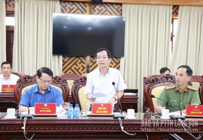Lãnh đạo Sở Tài chính phát biểu tại chương trình làm việc