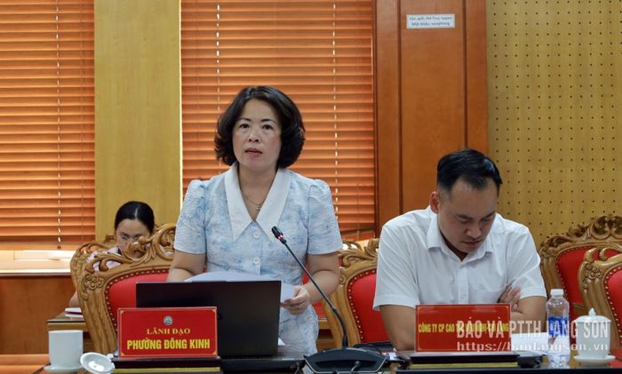 Lãnh đạo phường Đông Kinh phát biểu tại cuộc họp