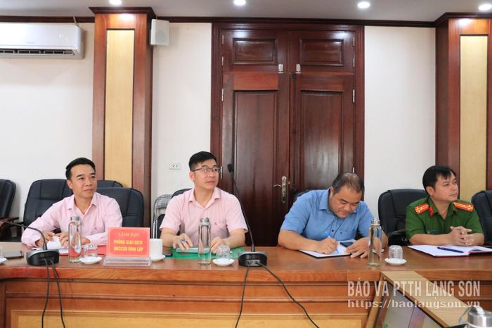 Các đại biểu dự lễ phát động