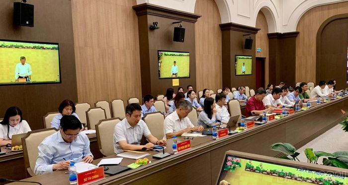 Các đại biểu tham dự tại hội nghị.