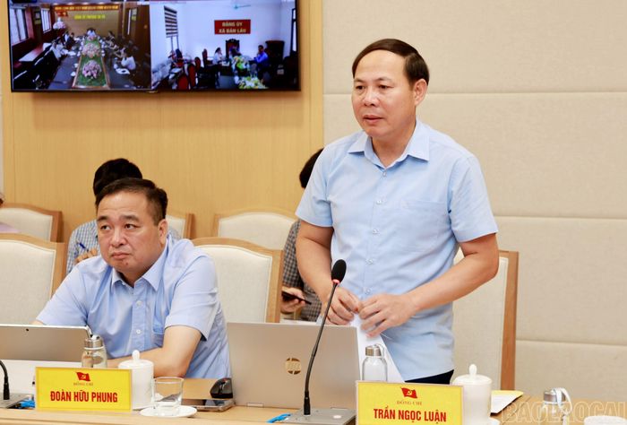 Lãnh đạo cơ quan thành viên thường trực Ban Chỉ đạo phát biểu báo cáo tình hình.