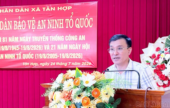 Đồng chí Khổng Giang Lam - Bí thư Đảng ủy, Chủ tịch HĐND xã phát biểu tại ngày hội.