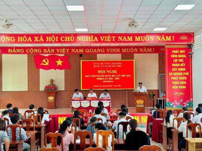 Nhiệm vụ phát triển đảng viên luôn được Đảng ủy xã Quảng Phú tập trung bàn thảo tại nhiều cuộc họp