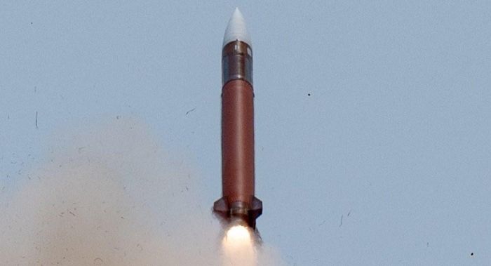 Tên lửa PAC-2 GEM-T của hệ thống phòng không Patriot rời bệ phóng. Ảnh: Raytheon