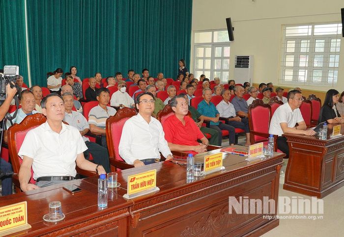 Các đại biểu dự chương trình. Ảnh: Diệu Linh