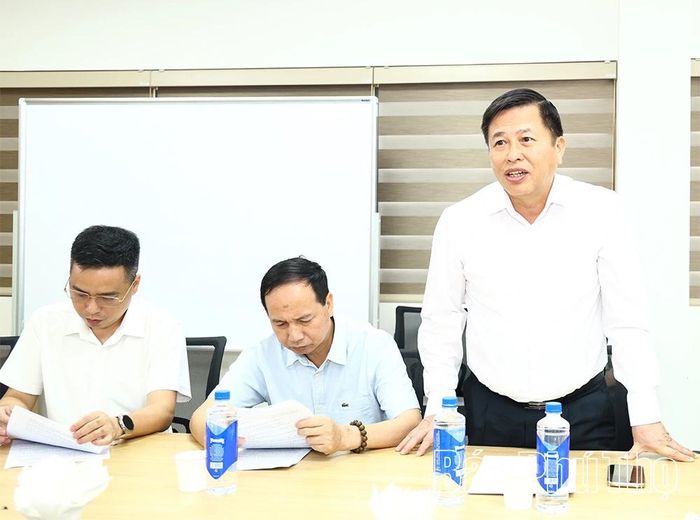 Phó Chủ tịch UBND tỉnh Đinh Công Sứ kết luận buổi làm việc.
