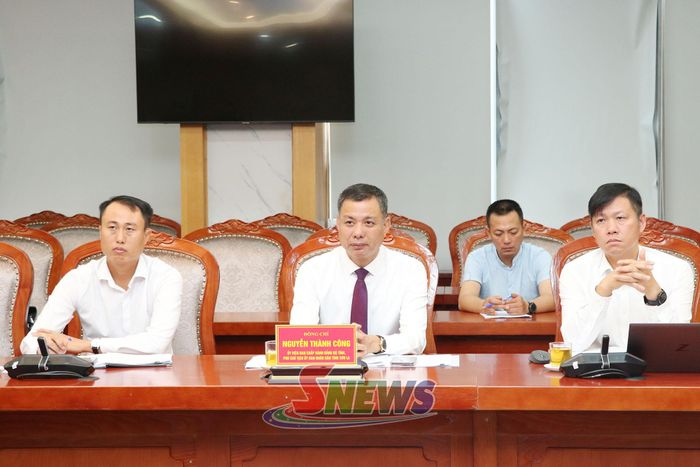 Đồng chí Nguyễn Thành Công, Phó Chủ tịch UBND tỉnh, tiếp và làm việc với đoàn công tác.