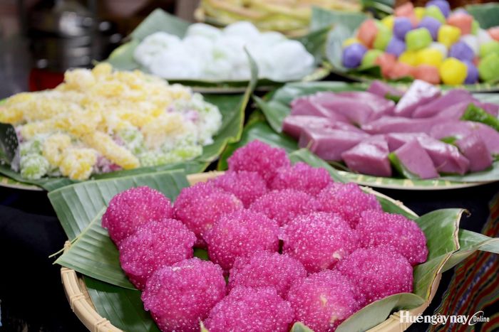 Món bánh bột báng nhân đậu xanh hấp dẫn