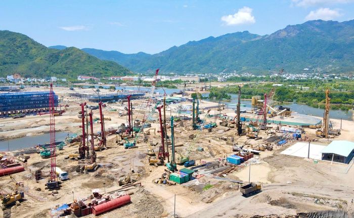 Các dự án trọng điểm trên địa bàn phường đang được triển khai, góp phần thúc đẩy phát triển hạ tầng đô thị.