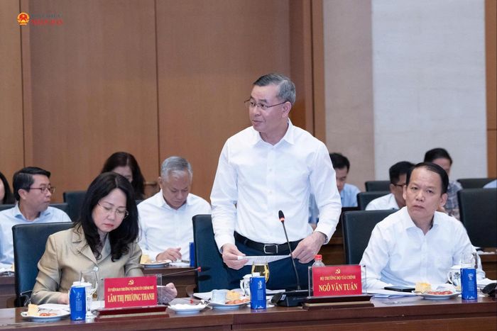 Bộ trưởng Bộ Tài chính Ngô Văn Tuấn phát biểu