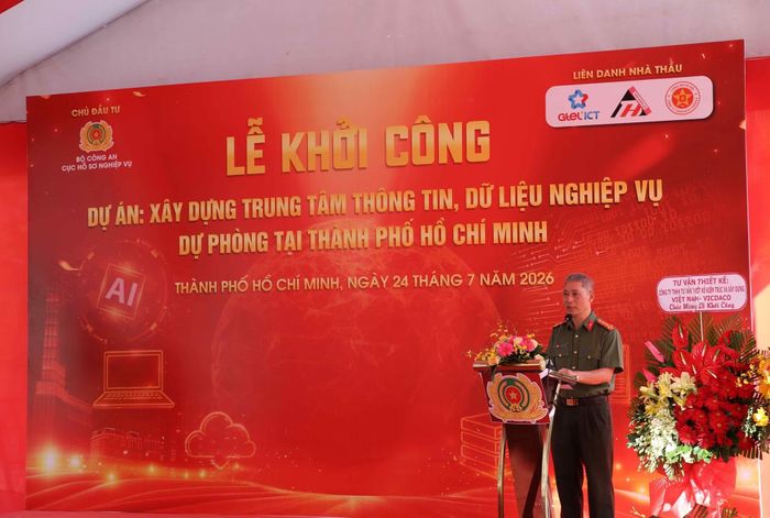 Đại tá Phạm Thế Anh, Giám đốc Trung tâm Thông tin, dữ liệu nghiệp vụ Bộ Công an phát biểu.