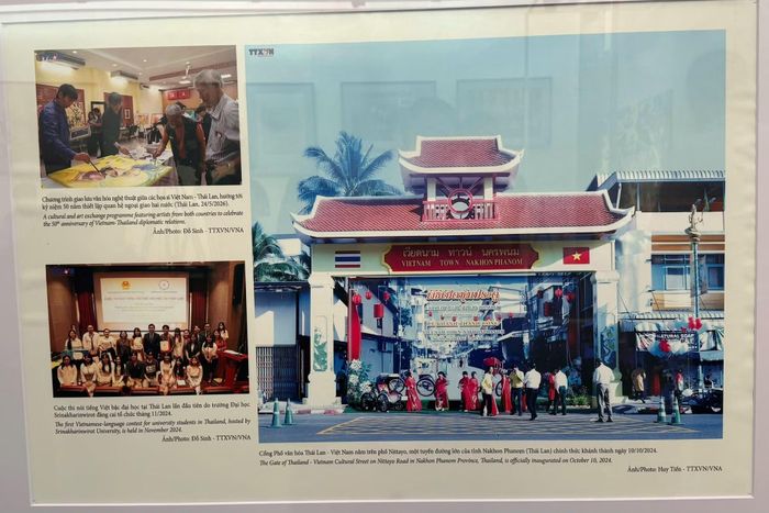 Những bức ảnh được trưng bày tại triển lãm.