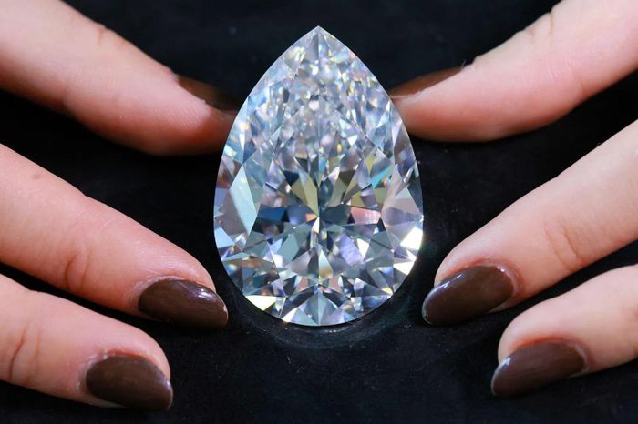 Phần lớn nhu cầu đối với kim cương vẫn đến từ ngành trang sức hoặc sưu tầm, thay vì tích sản