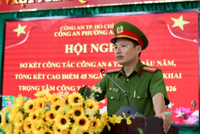  Thiếu tá Hoàng Văn Hiệu, Trưởng Công an phường An Nhơn phát biểu