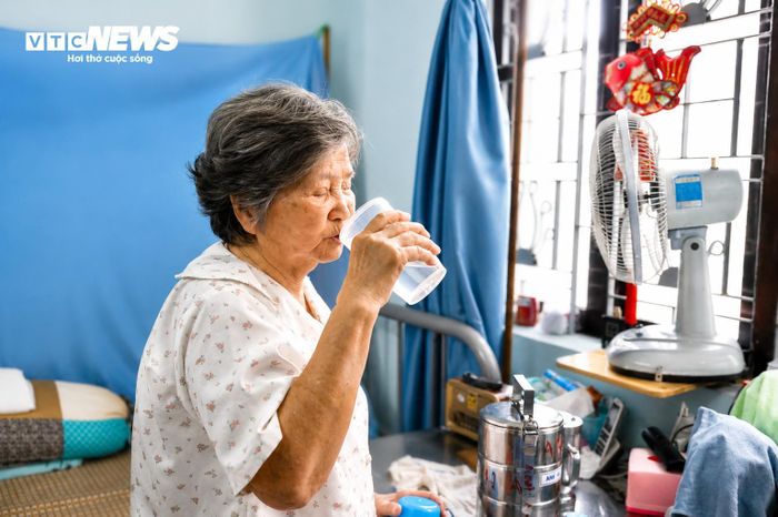 Hiện bà Phùng Ngọc Anh sống tại Trung tâm dưỡng lão Thị Nghè (TP.HCM).