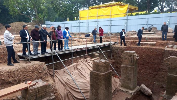 Các cuộc khai quật, đặc biệt trong năm 2025 đã mở ra nhiều hướng đi rõ ràng hơn trong công tác bảo tồn và và phục dựng Điện Kính Thiên. Ảnh: H.L