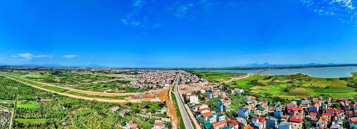 Người dân cần kiểm tra kỹ tính pháp lý của các sản phẩm dọc tuyến đường Vành đai 4 khi tiến hành giao dịch. Ảnh: Duy Khánh