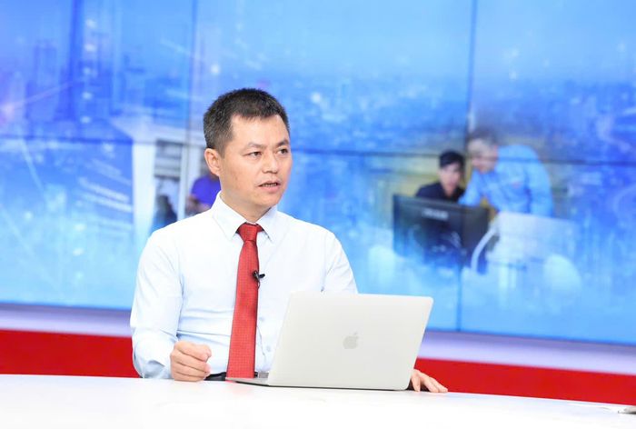 Ông Dương Văn Thắng, Giám đốc Trung tâm Chuyển đổi số thành phố Hà Nội (Sở KH&CN Hà Nội) trao đổi tại Chương trình. Ảnh: Thanh Hải