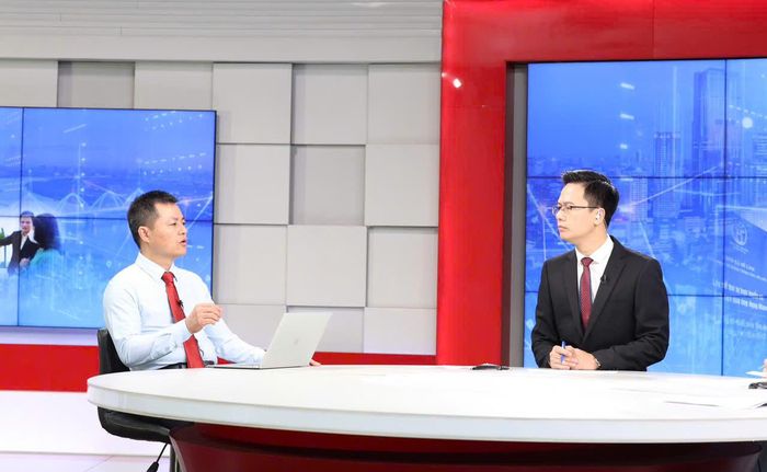 Ông Dương Văn Thắng, Giám đốc Trung tâm Chuyển đổi số thành phố Hà Nội (Sở KH&CN Hà Nội) trao đổi tại Chương trình. Ảnh: Thanh Hải
