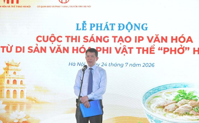 Giám đốc Sở Văn hóa và Thể thao Hà Nội Phạm Tuấn Long phát biểu. Ảnh: Lại Tấn