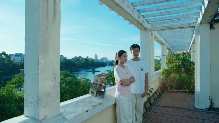 Hai diễn viên Long Vũ và Lưu Ly vào cặp nhân vật chính Khánh và Phương khi còn là học sinh. Ảnh: VFC