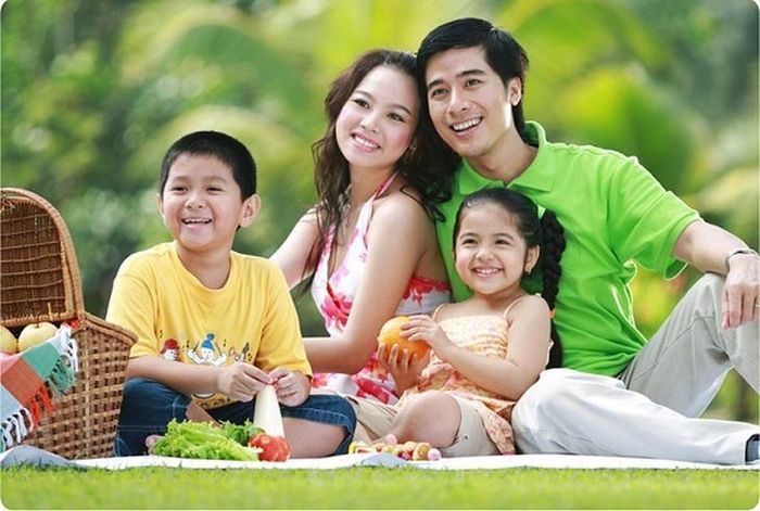 Bộ Y tế đề xuất tổ chức các khóa học tiền hôn nhân, phát động phong trào khuyến khích sinh đủ hai con tại 10 tỉnh, thành có mức sinh thấp Ảnh: Tư liệu