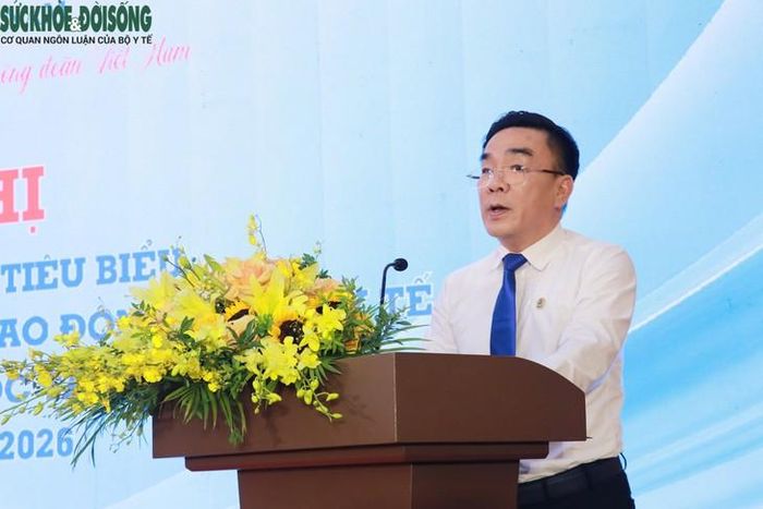 TS.BS Nguyễn Lương Tâm, Chủ tịch Công đoàn Y tế Việt Nam phát biểu tại hội nghị. Ảnh: Công đoàn Y tế Việt Nam