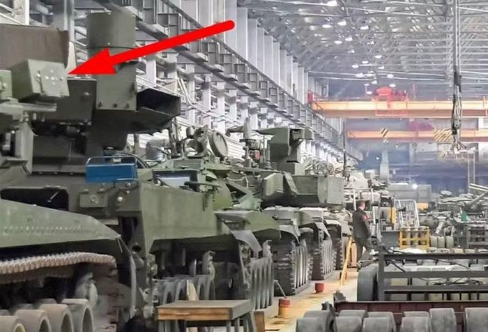 Theo ông Tarasenko, điều này có thể cho thấy hệ thống radar của tổ hợp APS thực sự đang gặp vấn đề.