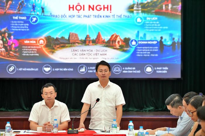 Phó Giám đốc Sở Du lịch Hà Nội Trần Trung Hiếu phát biểu.