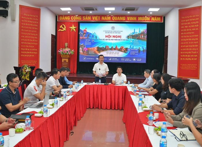 Ông Phạm Xuân Tài, Phó Giám đốc Sở Văn hóa và Thể thao Hà Nội phát biểu tại Hội nghị.