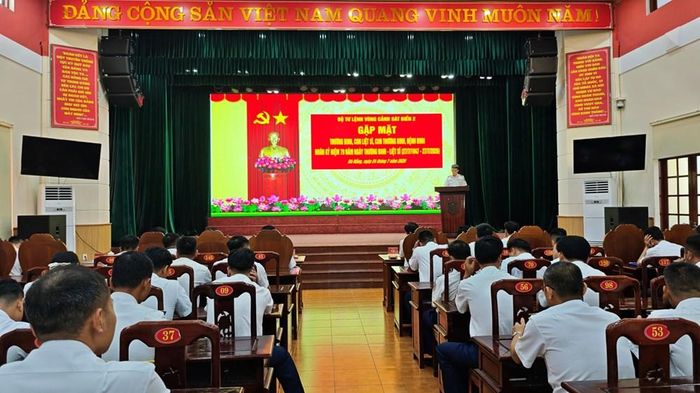 Quang cảnh buổi gặp mặt
