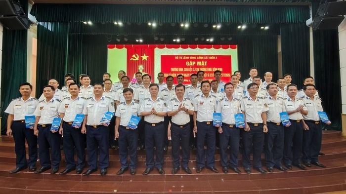 Không khí ấm áp, nghĩa tình tại buổi gặp mặt