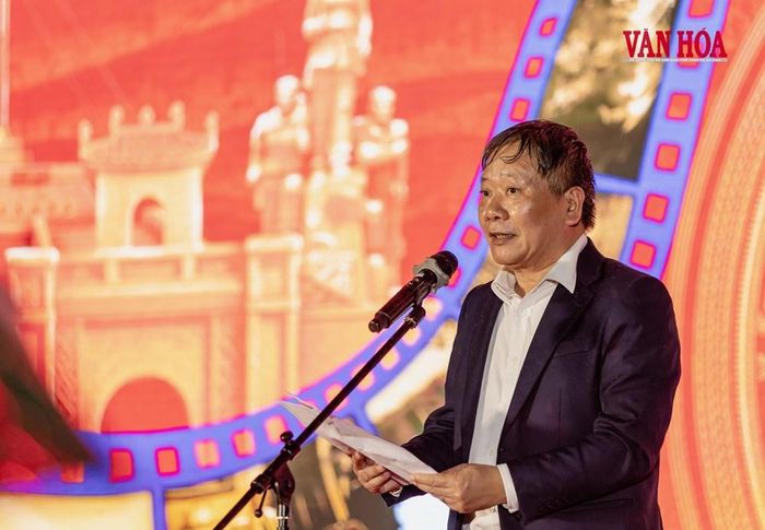 Ông Nguyễn Tuấn Linh, Phó Bí thư chuyên trách Đảng ủy Bộ VHTTDL nhấn mạnh: Lịch sử phải trở thành nguồn sức mạnh tinh thần của thế hệ trẻ; từ đó hun đúc lòng yêu nước, bồi dưỡng lý tưởng cách mạng và khơi dậy khát vọng cống hiến.