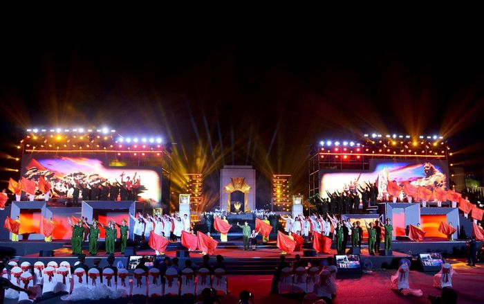 Cầu truyền hình khắc họa hành trình tri ân các anh hùng liệt sĩ đã hy sinh vì Tổ quốc, đồng thời tôn vinh những lực lượng đang ngày đêm thực hiện nhiệm vụ tìm kiếm, quy tập và xác định danh tính hài cốt các liệt sĩ. Chương trình được truyền hình trực tiếp lúc 19h30 ngày 26.7 trên kênh VTV1
