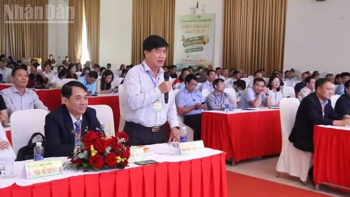 Phát biểu tại chương trình, Phó Chủ tịch Ủy ban nhân dân tỉnh Đắk Lắk Nguyễn Thiên Văn đánh giá cao việc Ủy ban nhân dân xã Krông Pắc tổ chức thành công phiên đấu giá sầu riêng tại vườn mở ra hướng tiêu thụ bền vững sầu riêng của tỉnh.