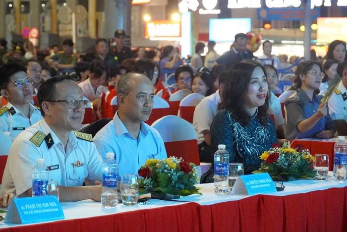 Các đại biểu tham dự Lễ bế mạc. (Ảnh: Ủy ban Nhà nước về người Việt Nam ở nước ngoài cung cấp)