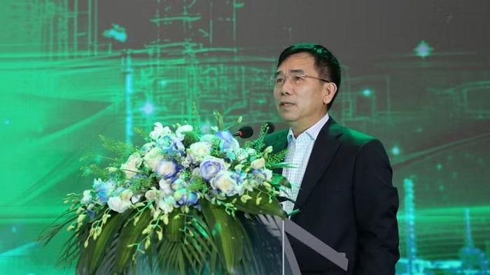 Phó Tổng Giám đốc Petrovietnam Lê Xuân Huyên phát biểu chỉ đạo hội nghị.