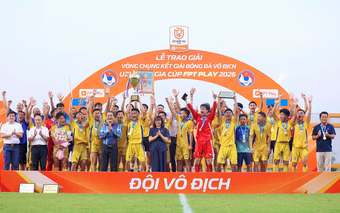 Khoảnh khắc đăng quang ngôi vô địch của U21 Sông Lam Nghệ An. 