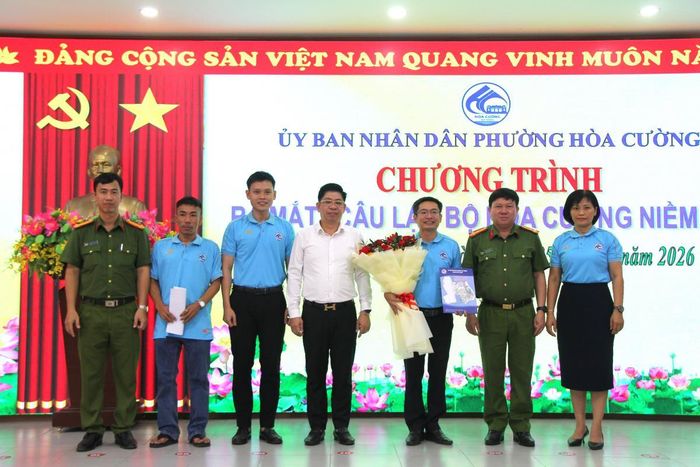 Ra mắt Ban Chủ nhiệm Câu lạc bộ Hòa Cường Niềm Tin và các thành viên