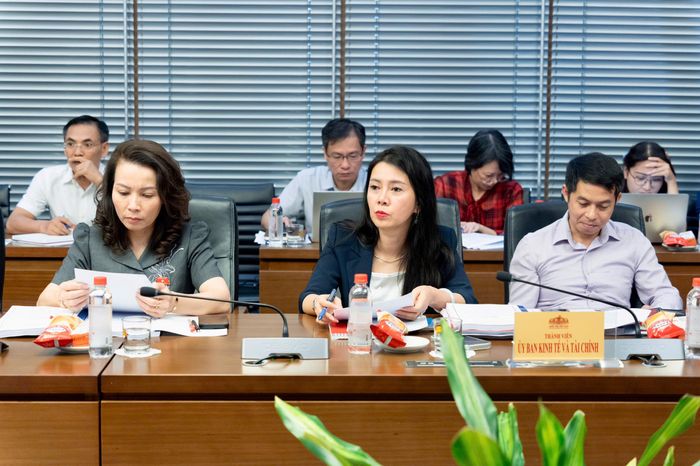  Đại biểu dự họp. Ảnh: CẨM HÀ 