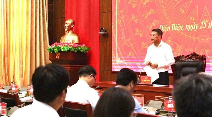 Thủ tướng Lê Minh Hưng phát biểu chỉ đạo tại buổi làm việc.